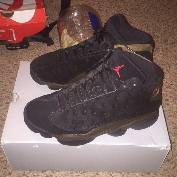 Air Jordan Retro 13’s Olives - Picture 6 of 6
